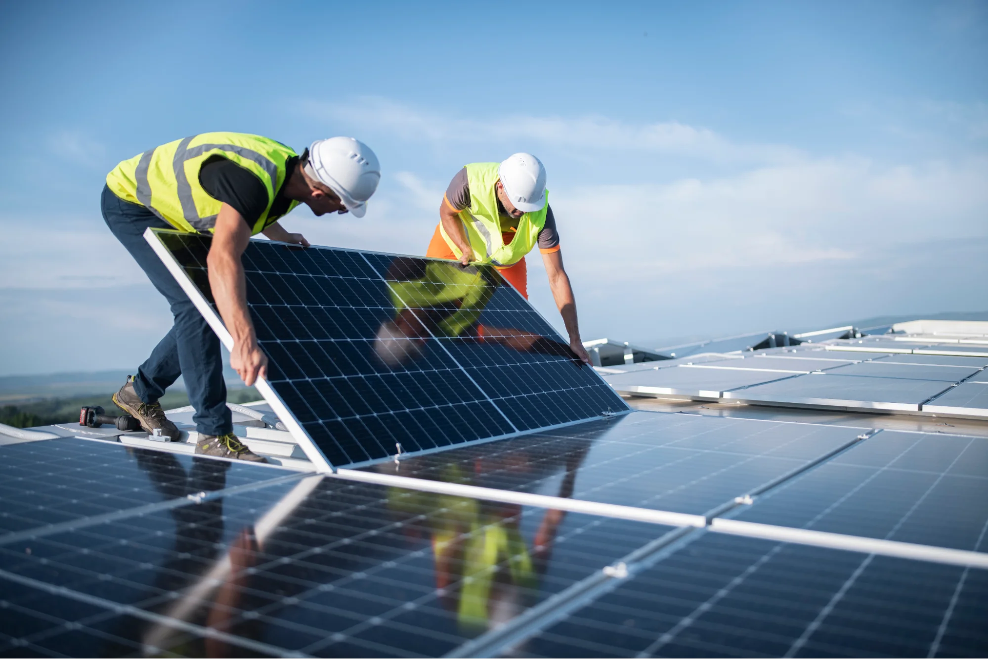 Ghid complet pentru prosumer: Cum să devii un producător și consumator de energie verde