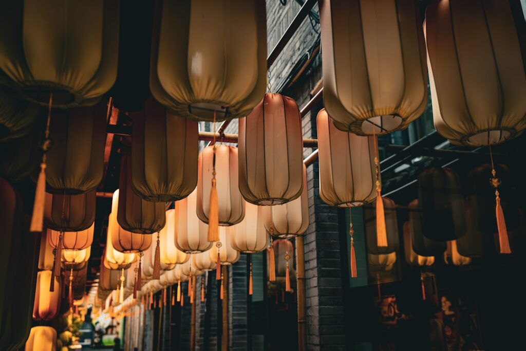 Photo discover traditions