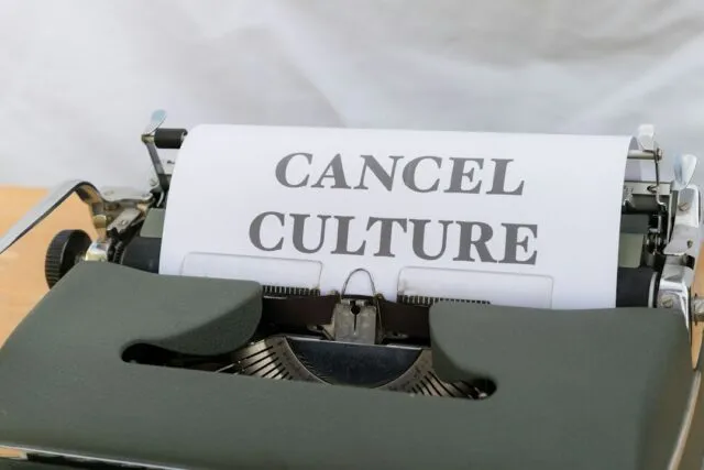 Photo common mistakes in culture