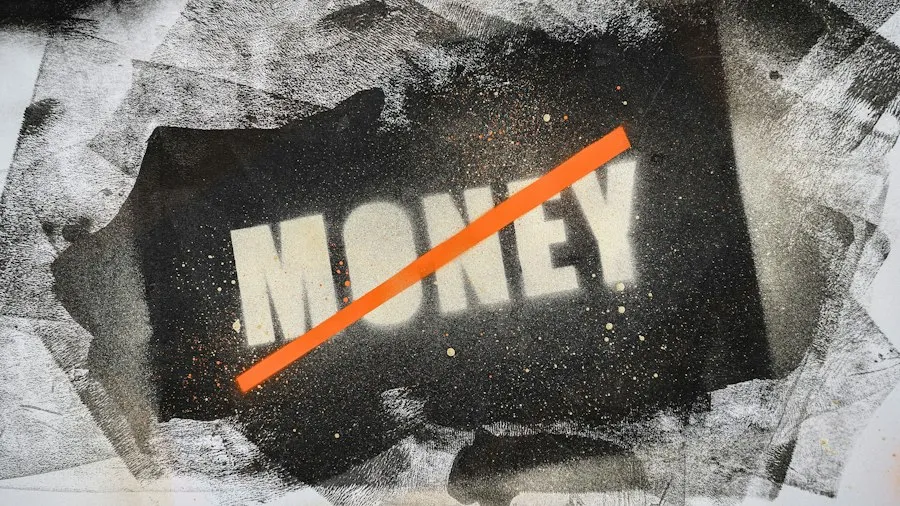 common economic mistakes